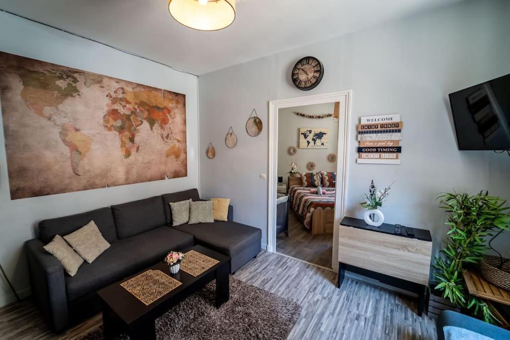 Chant Du Voyage Hypercentre Apartment Blois Exterior photo